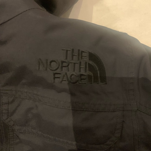 North Face Expedition McMurdo Parka. - Picture 3 of 4